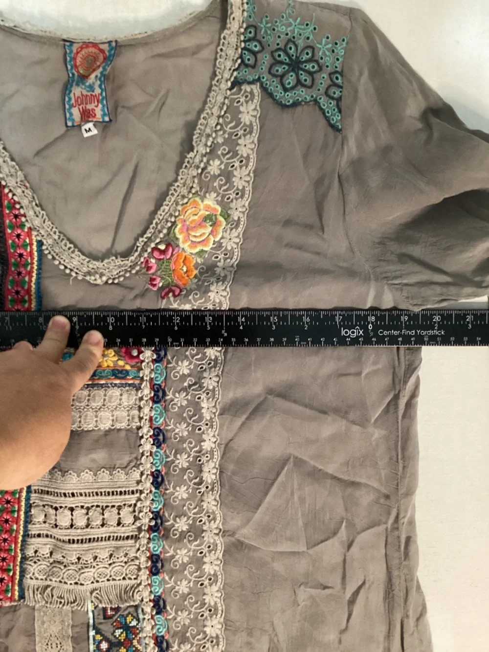 Johnny Was Boho Embroidered Tunic Top Gray Multicolor Rayon Size M - Picture 10 of 12